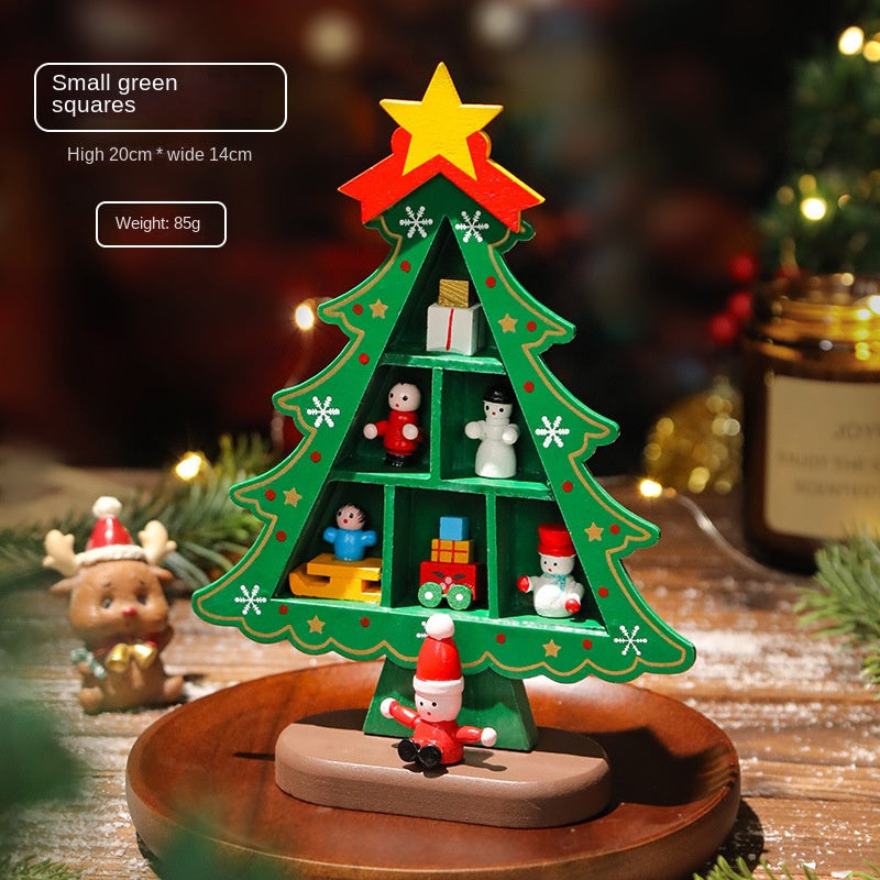 Christmas Mini Checkered Wooden